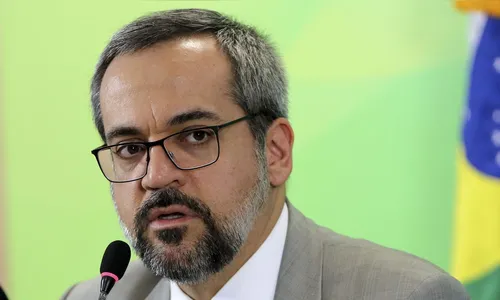 Weintraub divulga escolas cívico-militares para 2020