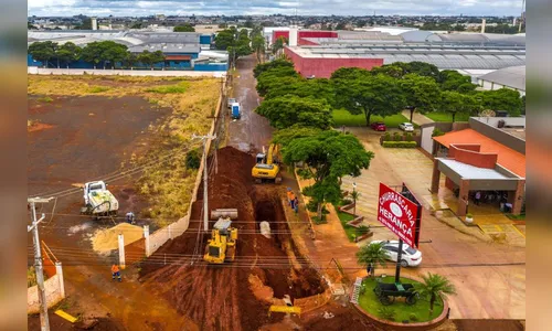 Prefeitura de Arapongas inicia obras de drenagem pluvial na Rua Juriti Vermelha