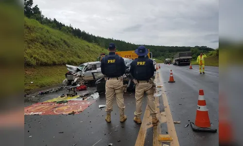 Acidente entre duas caminhonetes causa uma morte e deixa quatro feridos, em Tibaji