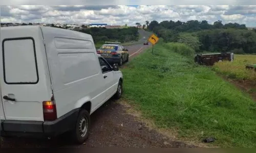 
							PRF de Maringá apreende dois veículos de Apucarana com cigarros contrabandeados
						
						