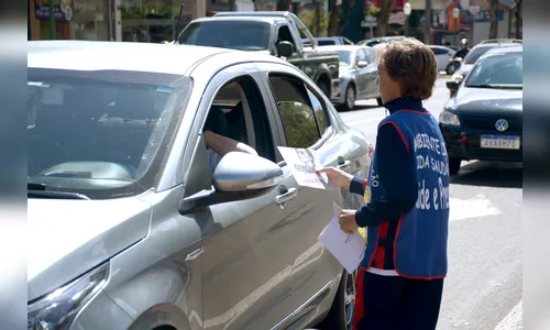 Acia e prefeitura promovem mobilização contra a dengue na Praça Rui Barbosa
