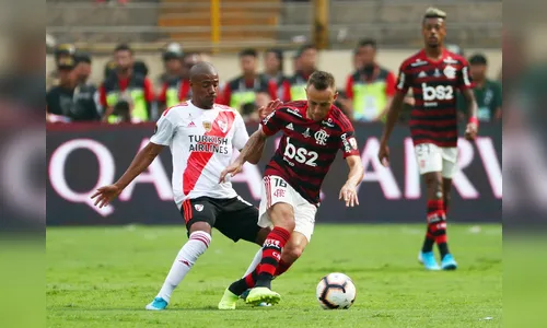 Flamengo confirma baixa de Rafinha em estreia na Libertadores