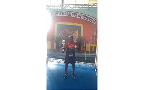 Atleta de Apucarana é destaque na meia maratona em Santa Catarina