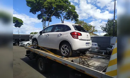 PM de Apucarana encontra carro roubado 