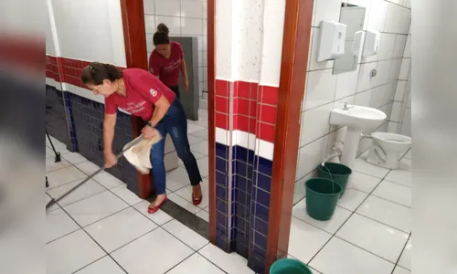 Prefeitura realiza limpeza e reparos em CMEIs invadidos por enxurrada em Apucarana; assista