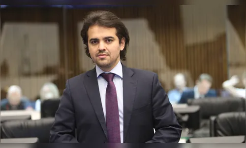 Deputado quer fábrica de veículos elétricos da Tesla no Paraná