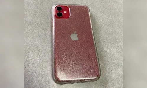 Família se surpreende com iPhone esquecido dentro d’água por dois meses