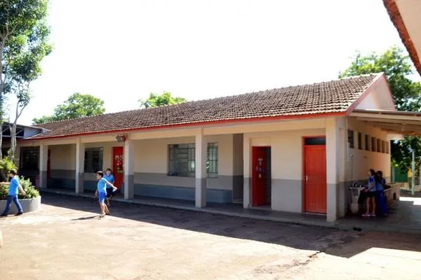 Prefeitura providencia substituição de telhado em escola de São Pedro do Ivaí
