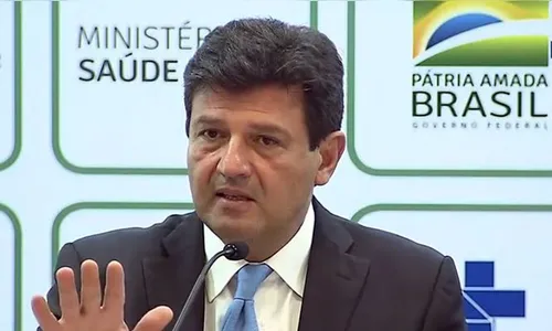 Governo afirma que transmissão comunitária de coronavírus vai ocorrer