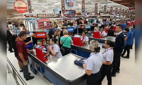 Contratação de mulheres cresce 38,33% no Paraná