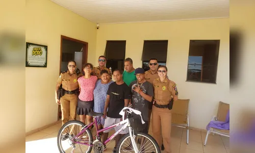 PM de Apucarana entrega bicicleta na 'Casa do Dodo'
