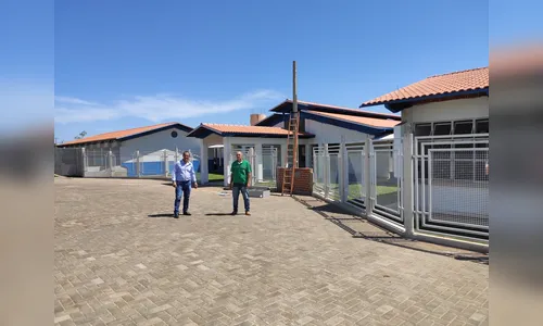Escola municipal de Jardim Alegre para 600 alunos se encontra em fase de conclusão