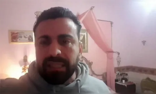 Ator de 'Gomorra' ficou isolado com o corpo de irmã morta por Coronavírus; assista