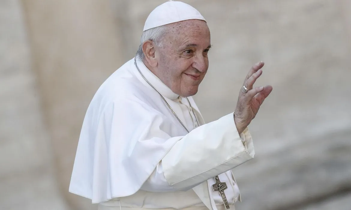 Papa doa  100 mil à Caritas da Itália para combater coronavírus