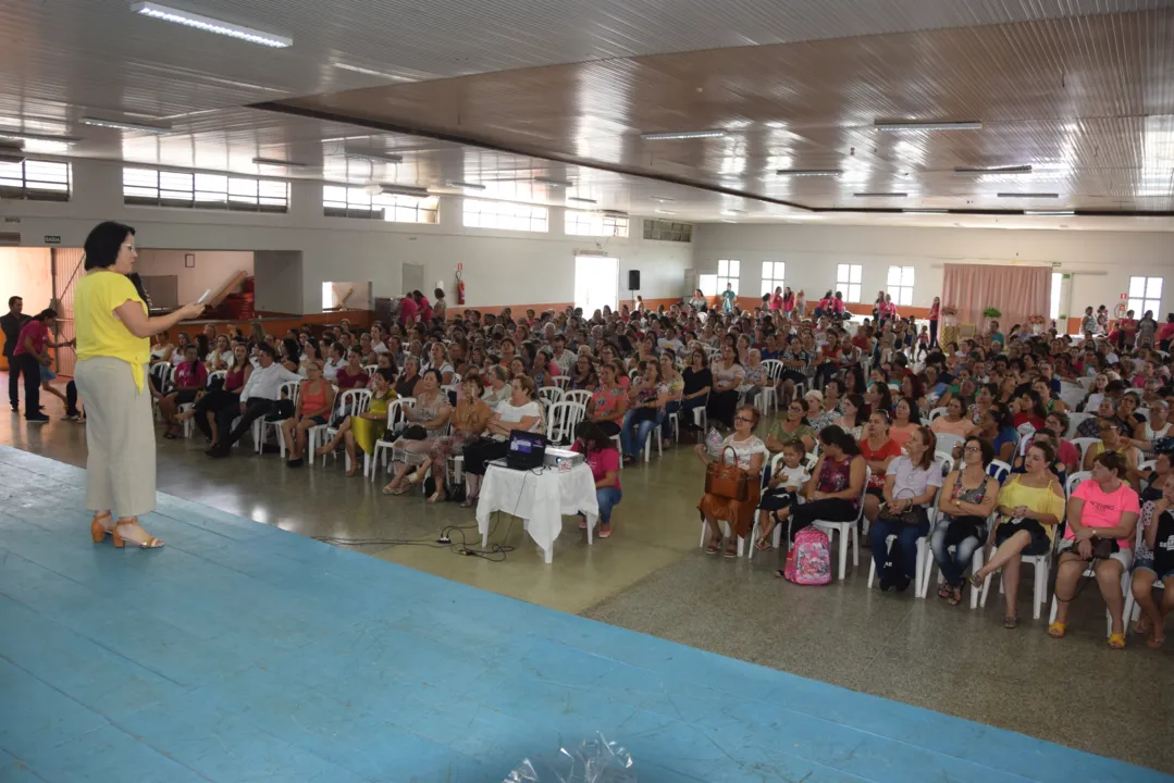 Cerca de 800 mulheres são motivadas em Ivaiporã a se transformar para melhor
