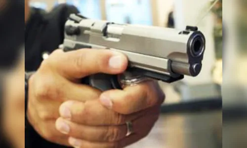 Família é feita refém durante assalto em Rio Bom