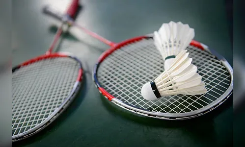Secretaria de Esportes de Apucarana oferece aulas de badminton no Complexo Esportivo Lagoão