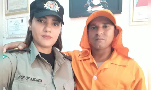 Ex-doméstica se forma em direito e passa no concurso da PM após estudar com livros recolhidos do lixo