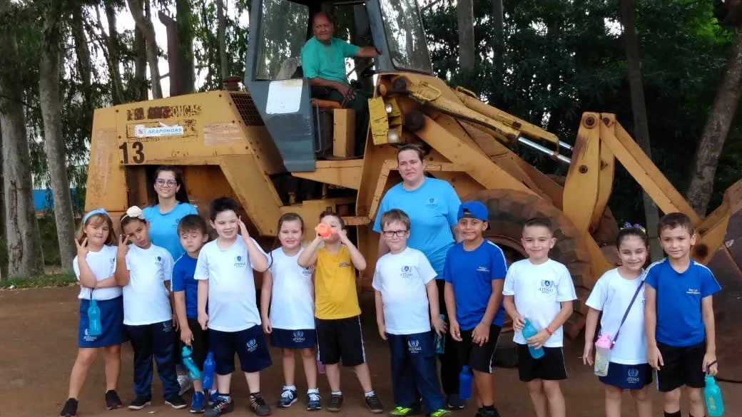 Usina de Reciclagem recebe estudantes e realiza atividade de conscientização 