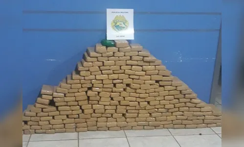 Duas mulheres são presas em Manoel Ribas transportando 160 Kg de maconha