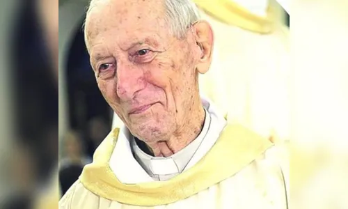 Padre Egídio de Vidi segue internado no Hospital da Providência, em Apucarana 