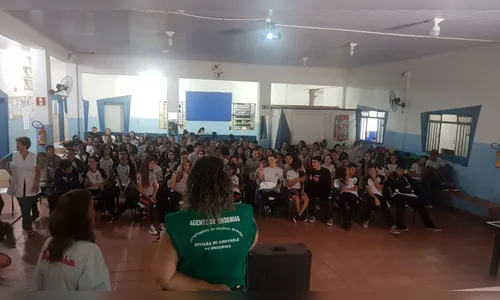 Equipe de Endemias realiza palestras sobre o combate a dengue em escolas de Apucarana 