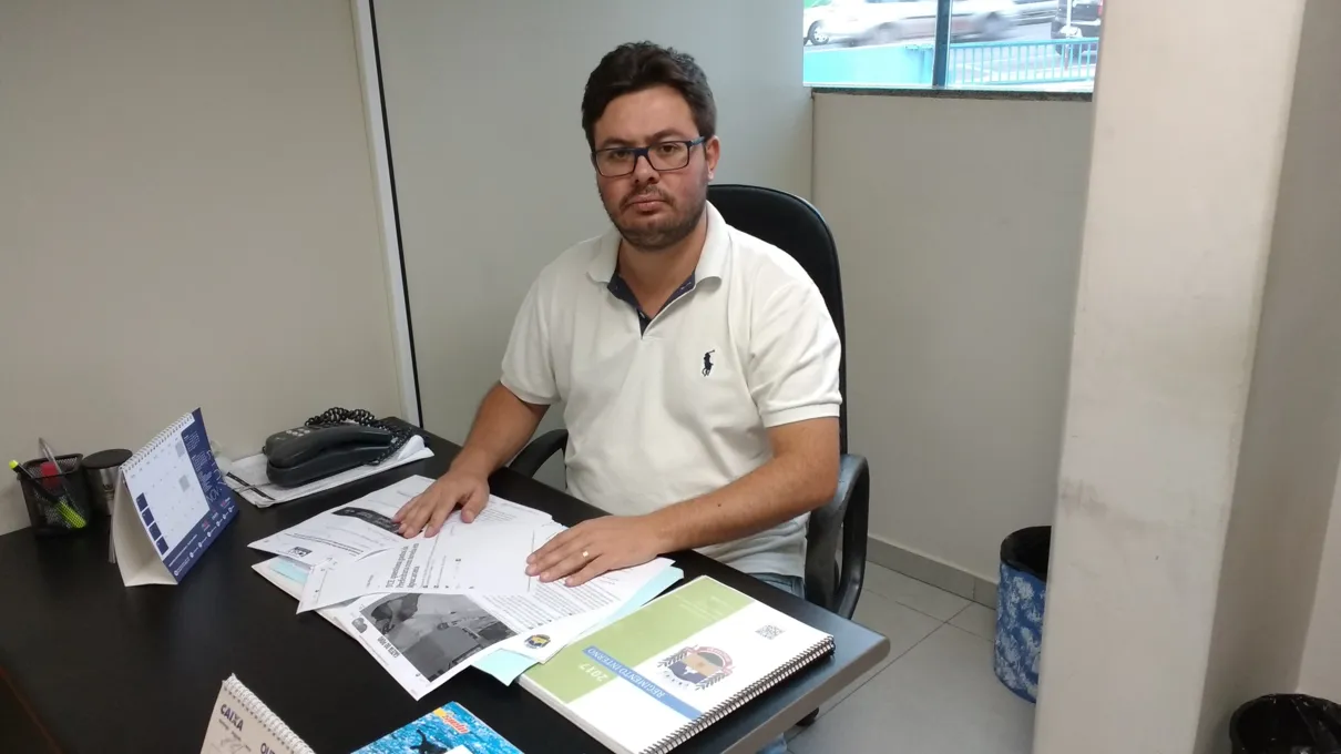 Projeto quer proibir honrarias seis meses antes das eleições municipais na Câmara de Apucarana