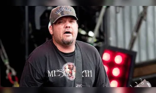 Guitarrista de banda de metal morre vítima de ataque cardíaco