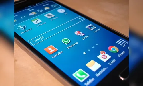 Agricultor tem celular roubado em estrada rural, em Rio Branco do Ivaí