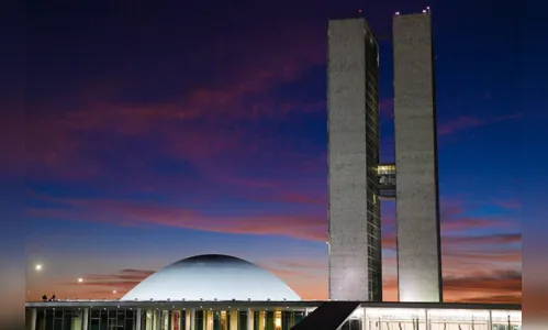 Senadores propõem usar dinheiro do fundo eleitoral no combate ao coronavírus 