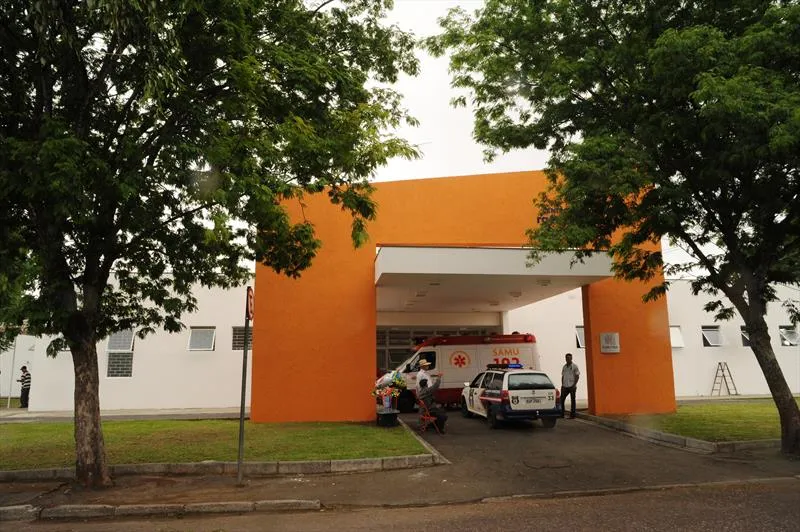 Médico de Curitiba testa positivo para o Covid-19 e está internado em estado grave