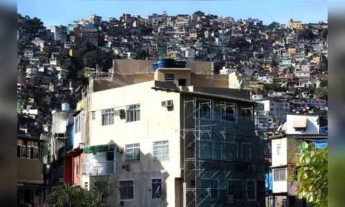 Tráfico proíbe turistas em favelas do Rio de Janeiro