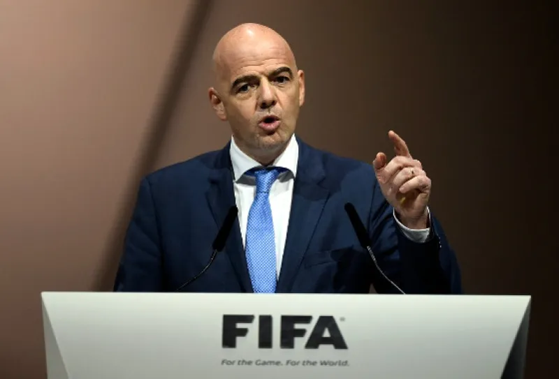 Para presidente da Fifa, coronavírus pode provocar uma reforma no futebol mundial