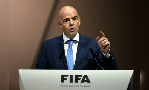 Para presidente da Fifa, coronavírus pode provocar uma reforma no futebol mundial