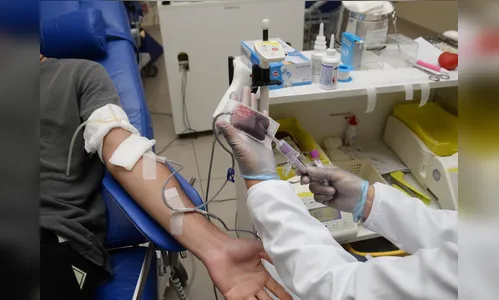 Com estoque baixo, Hemepar pede doações e adota agendamento online