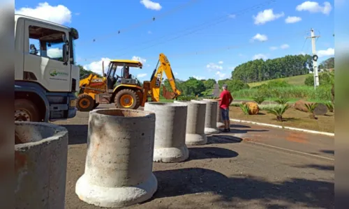 Faxinal fecha acessos e passa a fazer triagem em um dos trevos de entrada da cidade