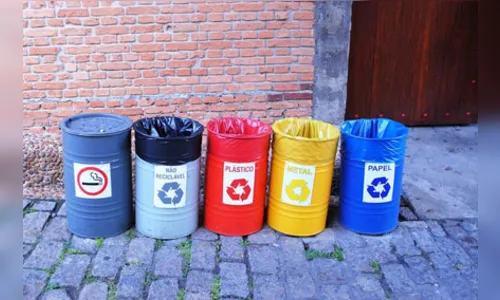 Quarentena aumenta volume de lixo e exige cuidado com descarte