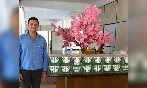 Acea doa caixas de leite para o Lar São Vicente de Paulo, em Apucarana 