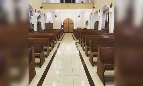 Igrejas usam as redes sociais para celebrações em meio à pandemia do coronavírus 