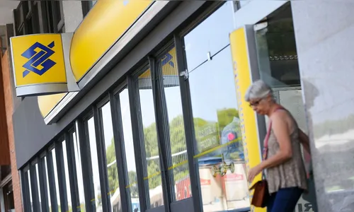 Justiça autoriza reabertura de bancos em Curitiba, mas limita presença de clientes