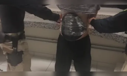 PRF prende casal com 13 kg de haxixe em Mandaguari