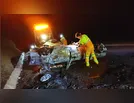 Carro pega fogo após acidente na BR-376