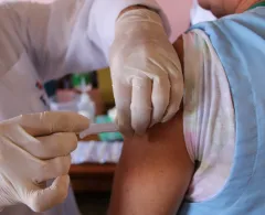 Começa a vacinação domiciliar contra a gripe para idosos a partir dos 70 anos em Arapongas