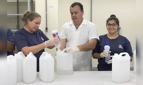 Ipem doa lote de álcool em gel para Defesa Civil