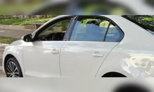 Casal é feito refém durante assalto na PR-445