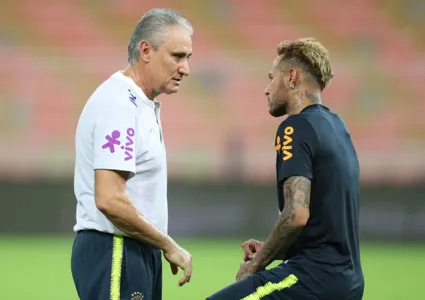 Tite diz que Neymar não é insubstituível e que seu auge foi no Barcelona