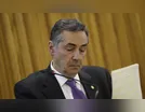 Ministro do STF proíbe campanhas contra isolamento da covid-19