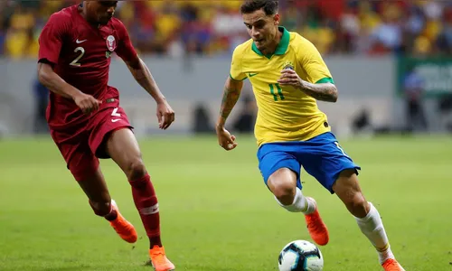 Philippe Coutinho doa 20 toneladas de alimentos e produtos de higiene