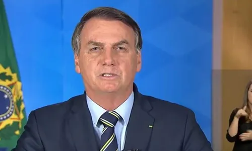 Covid-19: Bolsonaro diz que conversou com Trump sobre uso da hidroxicloroquina