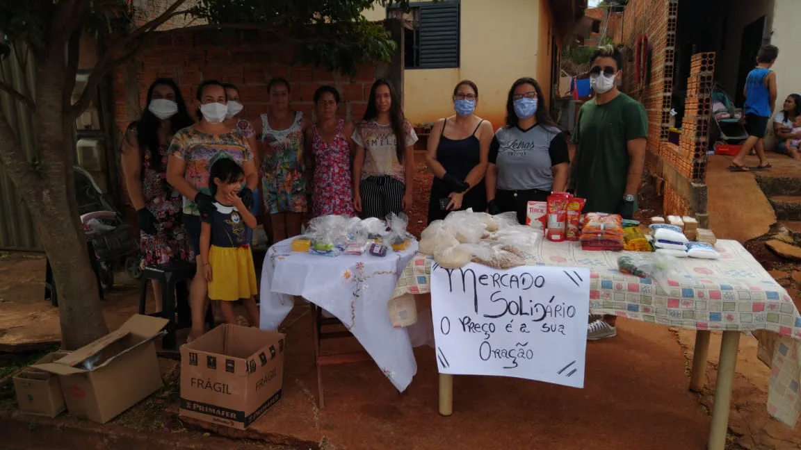 Mercado solidário atende população carente de Arapongas